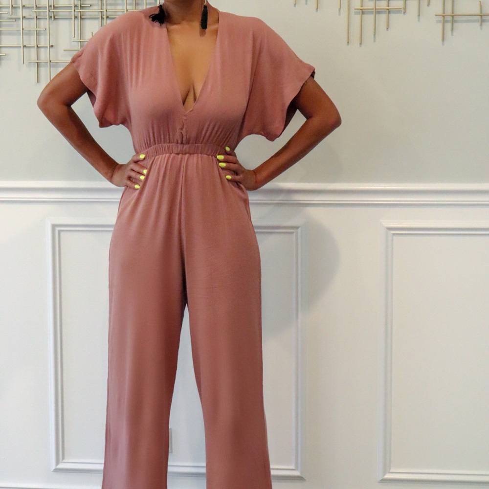 Shop thesheshedla.com